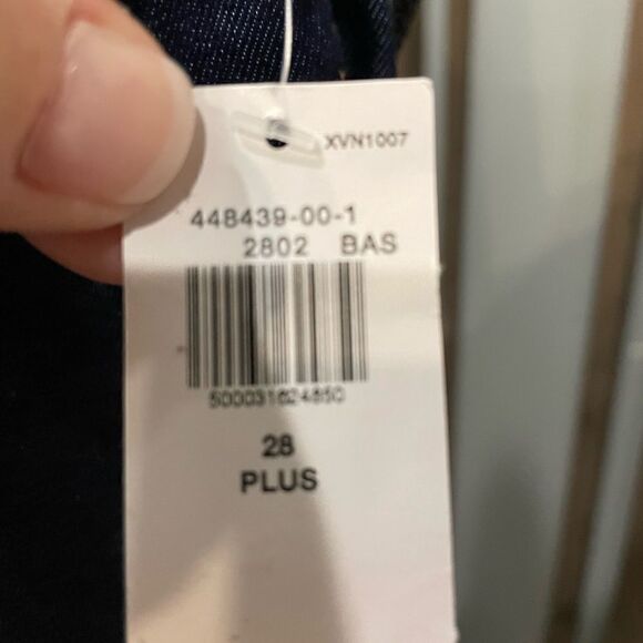 Nwt Old navy Skinny Jeans - Picture 3 of 4